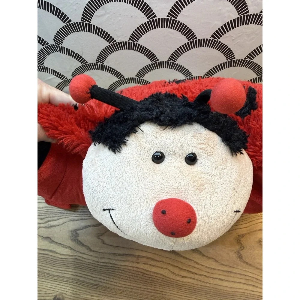 2010 Pillow‎ Pet Ladybug Red Black Soft Stuffed Plush Sanitized Rare Retired 18